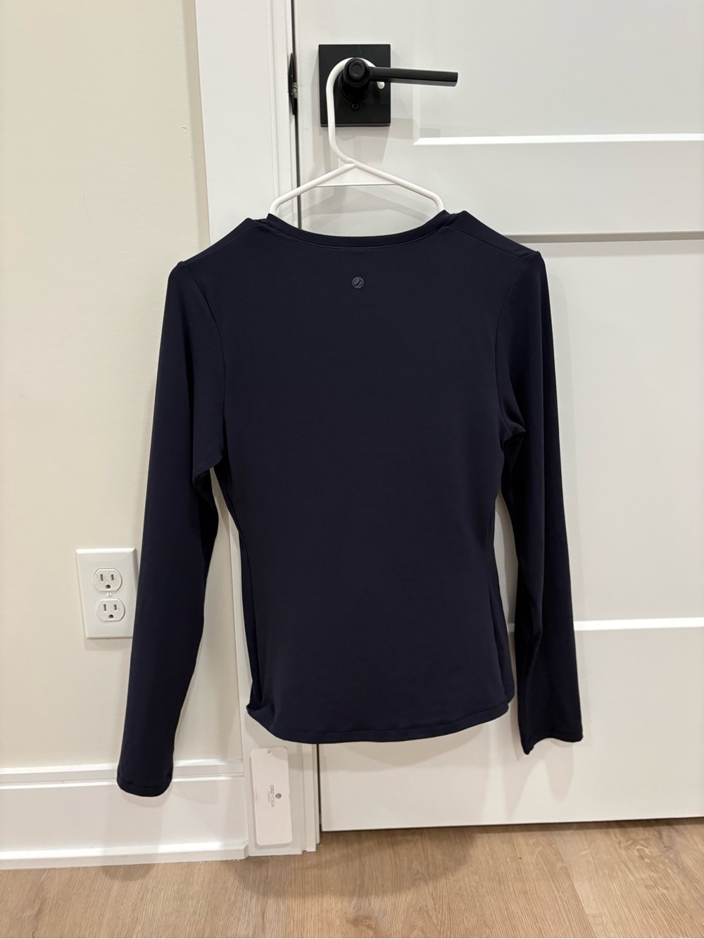 NWT CRZ YOGA Long Sleeve Navy Performance Top - Picture 6 of 9